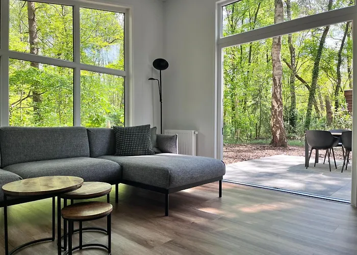 Boshuis De Boompjes *